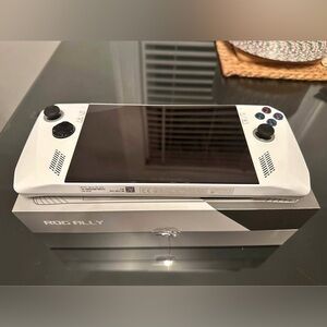 ASUS ROG Ally White Handheld Console